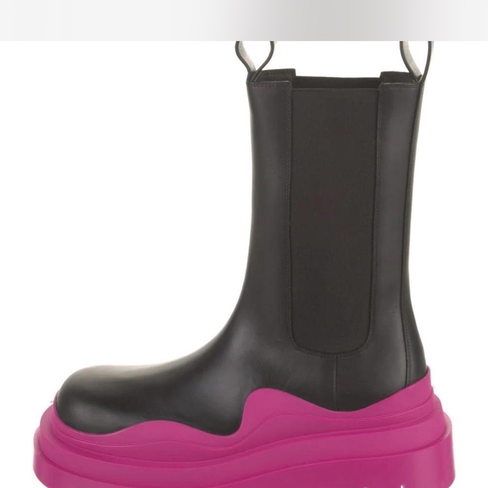 Bottega Veneta Black and Pink Platform Boots